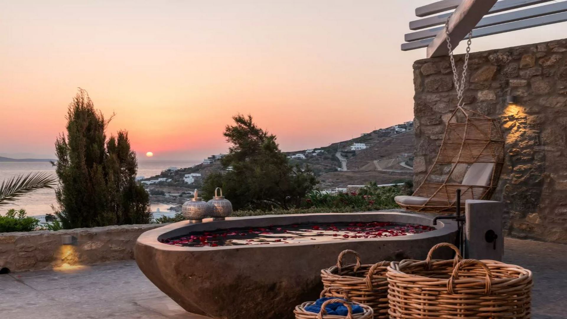 6-bdrm villa for rent in Mykonos