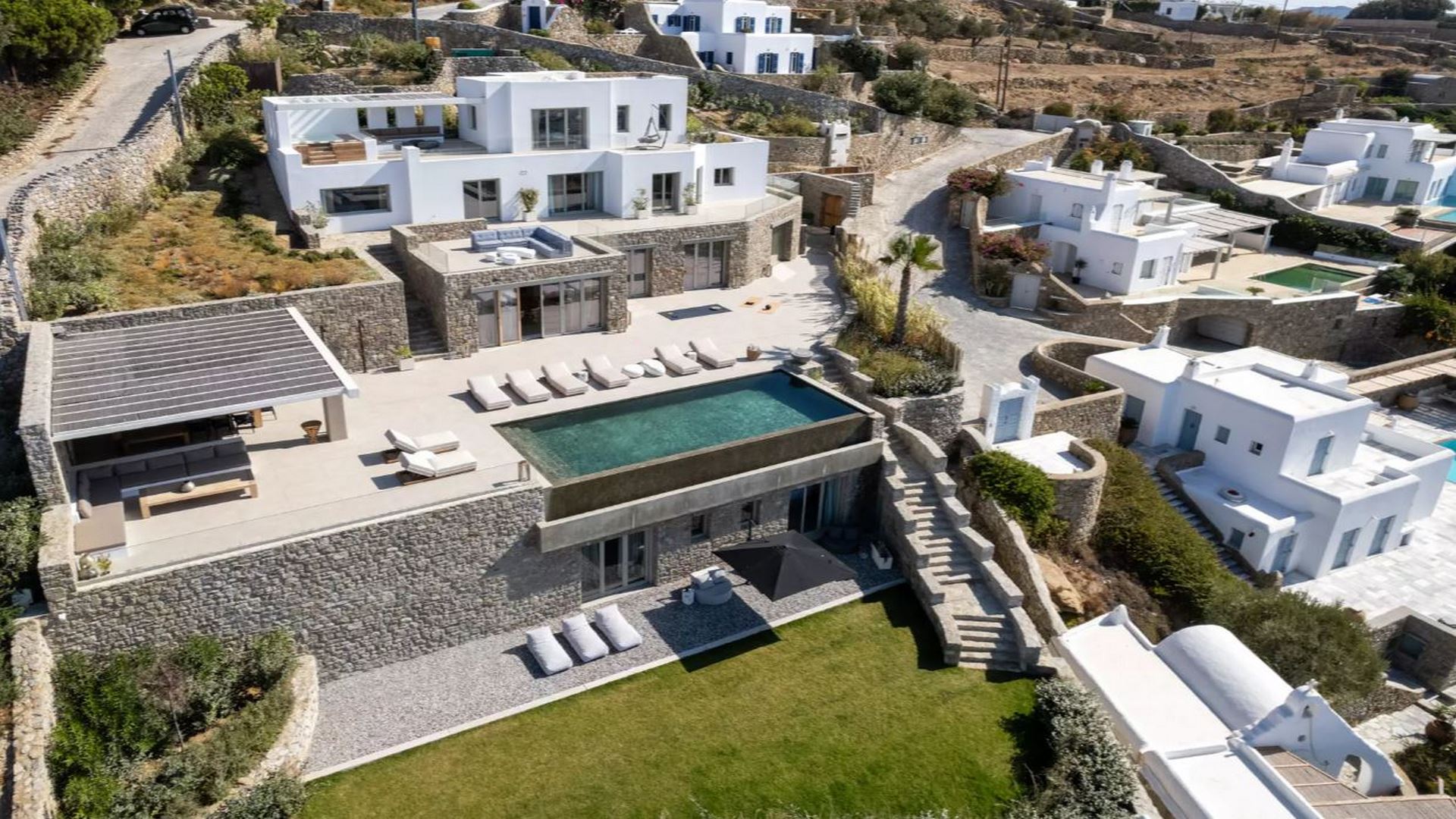 6-bdrm villa for rent in Mykonos