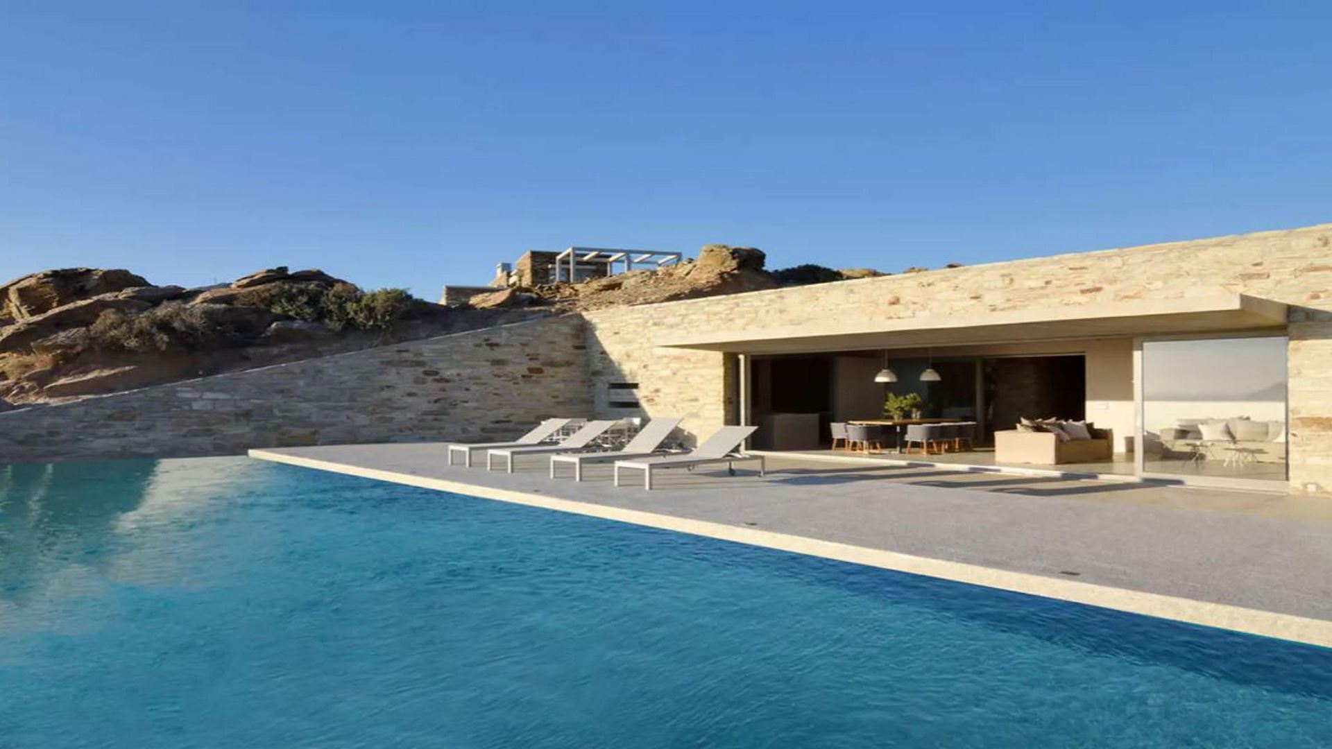 4-bdrm villa in Ios Cyclades