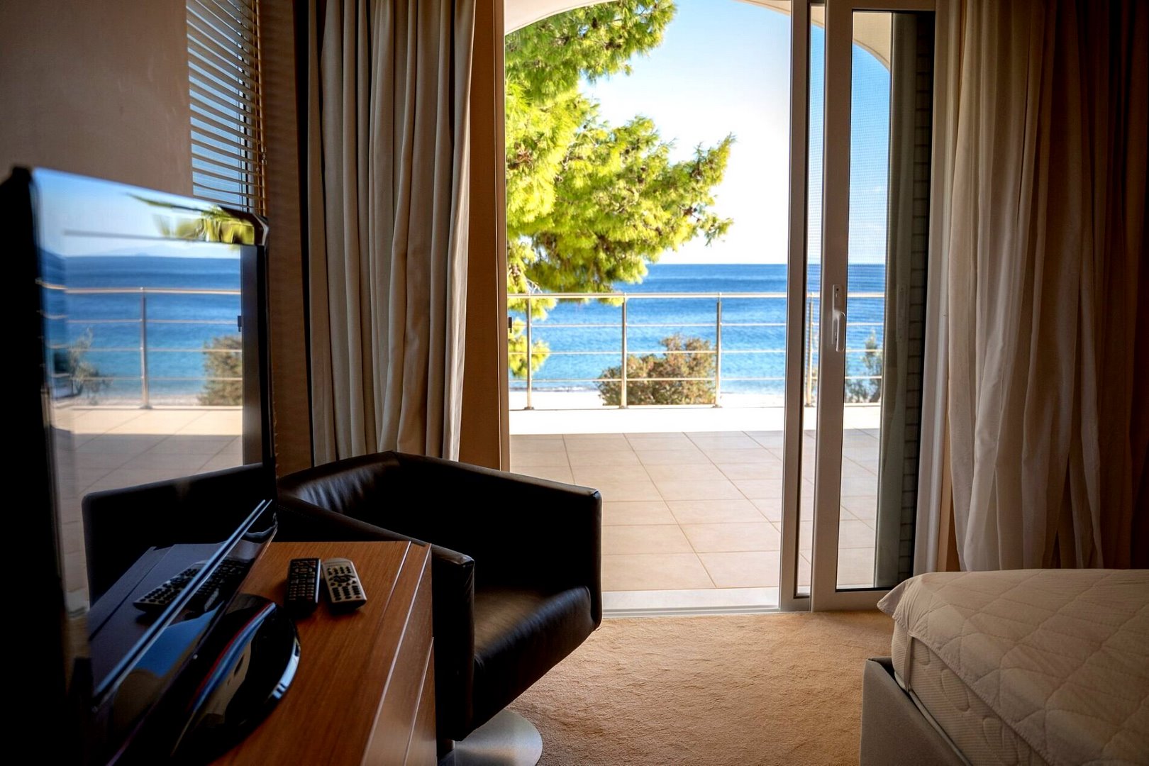 4 (Αντιγραφή)